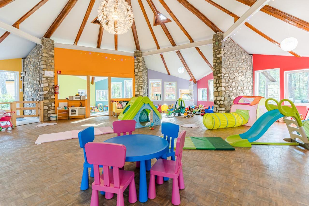 Bursztynowo Osrodek Wczasowy Villa ชตูตอวอ ภายนอก รูปภาพ