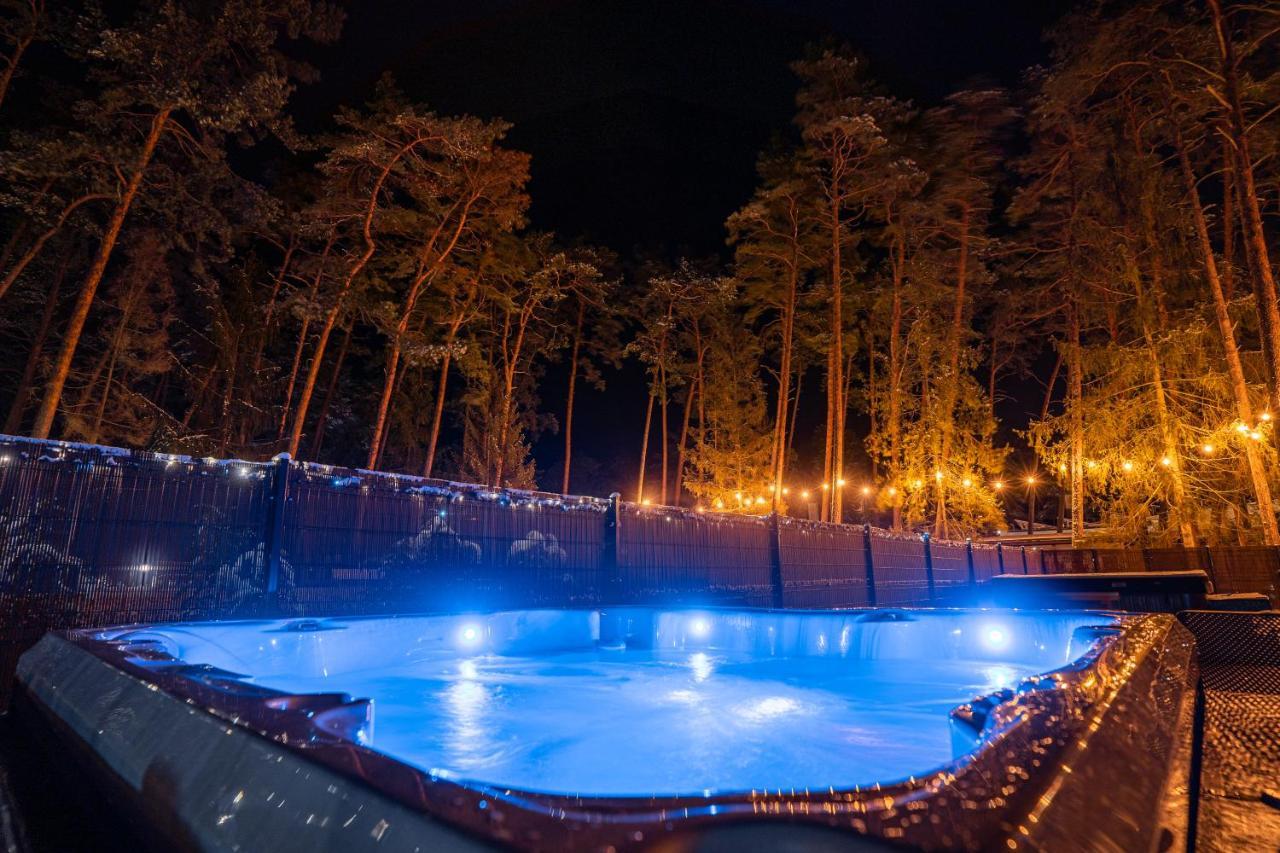 Bursztynowo Osrodek Wczasowy Villa ชตูตอวอ ภายนอก รูปภาพ