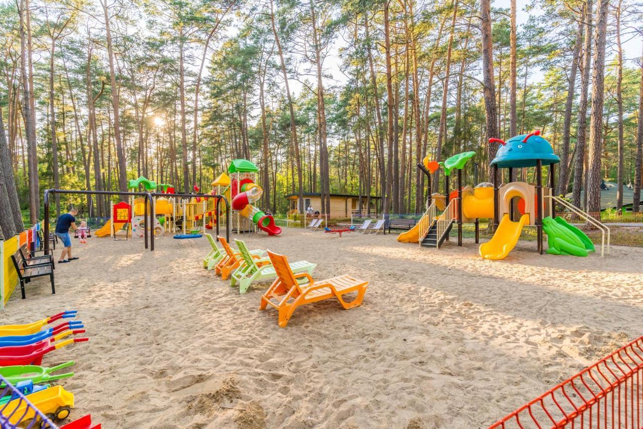 Bursztynowo Osrodek Wczasowy Villa ชตูตอวอ ภายนอก รูปภาพ