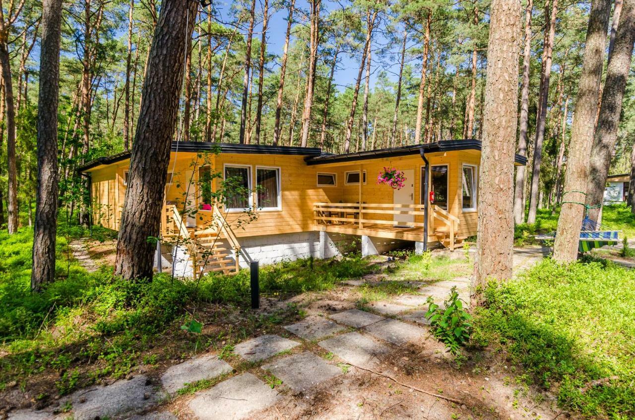 Bursztynowo Osrodek Wczasowy Villa ชตูตอวอ ภายนอก รูปภาพ